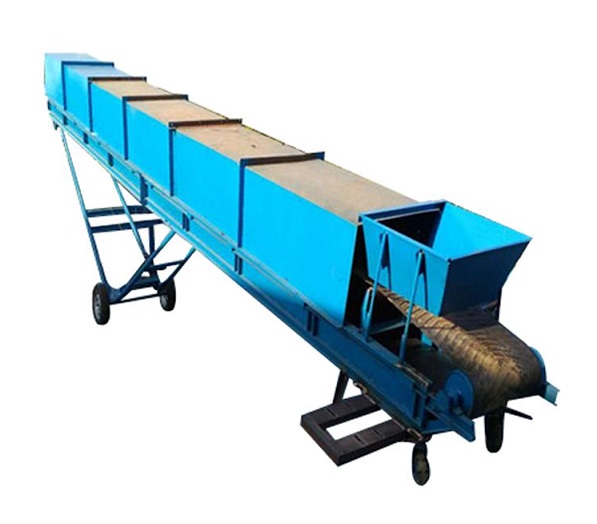 皮帶輸送機(jī) 鏈斗式輸送機(jī)發(fā)貨現(xiàn)場(chǎng)