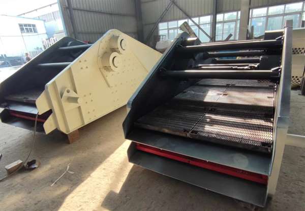 YA圓振篩和聚氨酯脫水篩 篦條脫水篩加工生產(chǎn)中