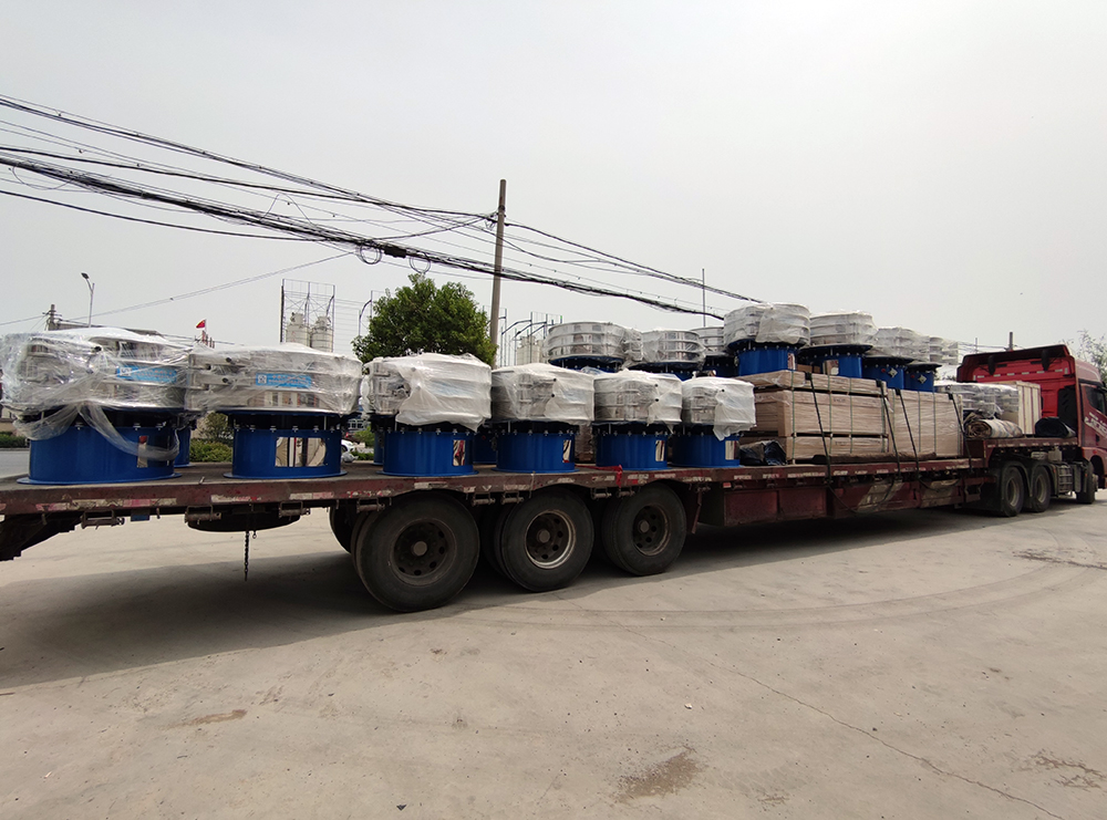 福建某杉超聲波發(fā)貨，38臺1200-2s不銹鋼防爆超聲波振動篩