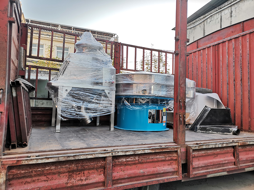 超聲波旋振篩、真空上料機(jī)發(fā)貨