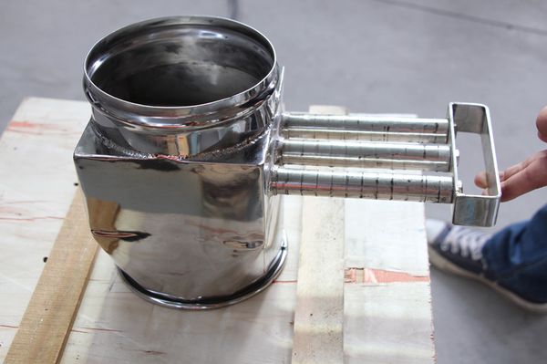 鋰電材質(zhì)振動(dòng)篩加裝除鐵器有哪些優(yōu)點(diǎn)？