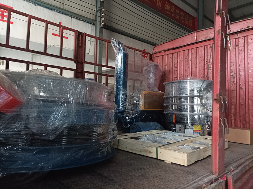 超聲波旋振篩、網(wǎng)架、1.5米直排篩發(fā)貨